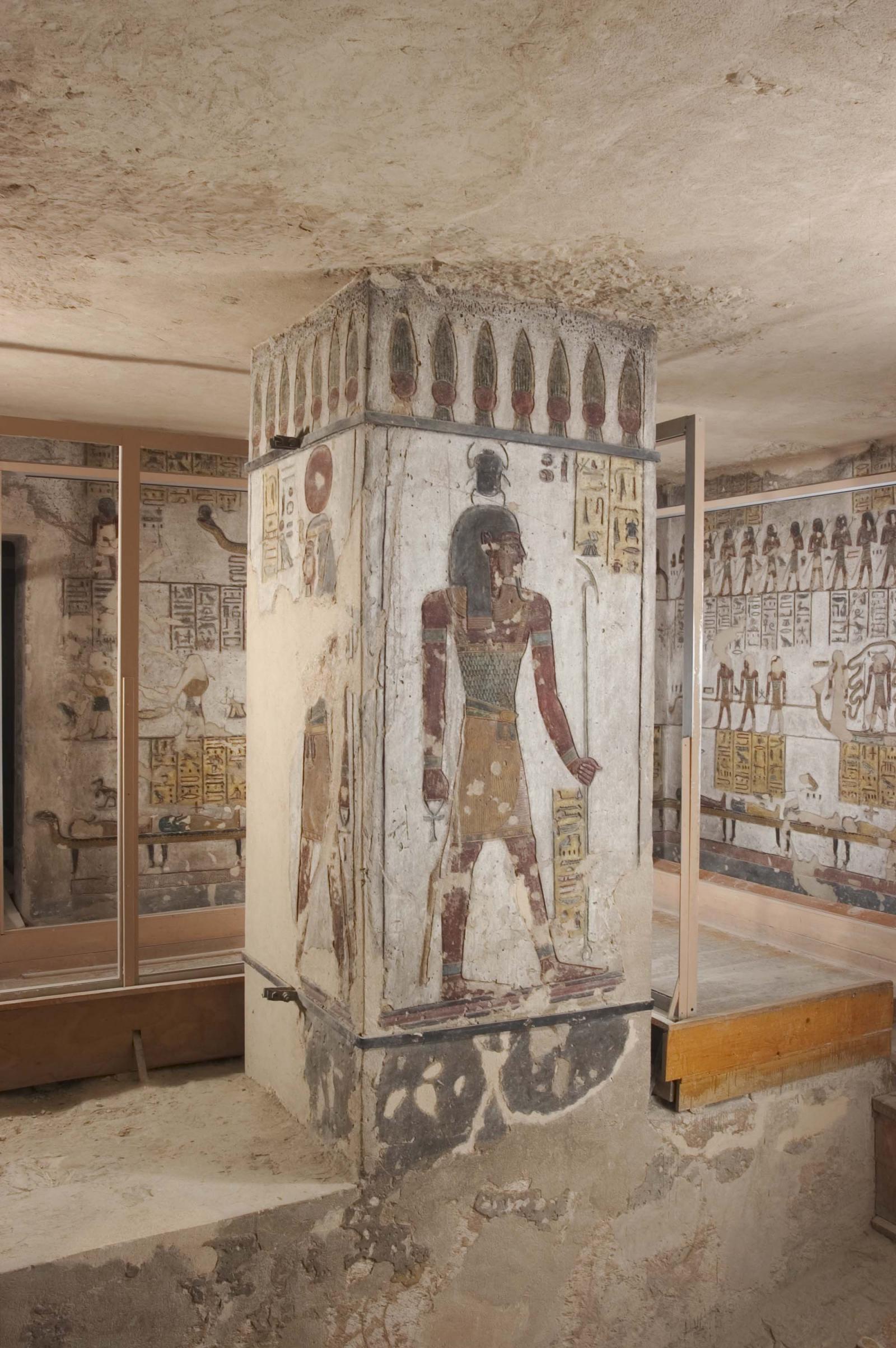 KV 11: Pillared Hall F:  Pillar 3:  left and rear faces