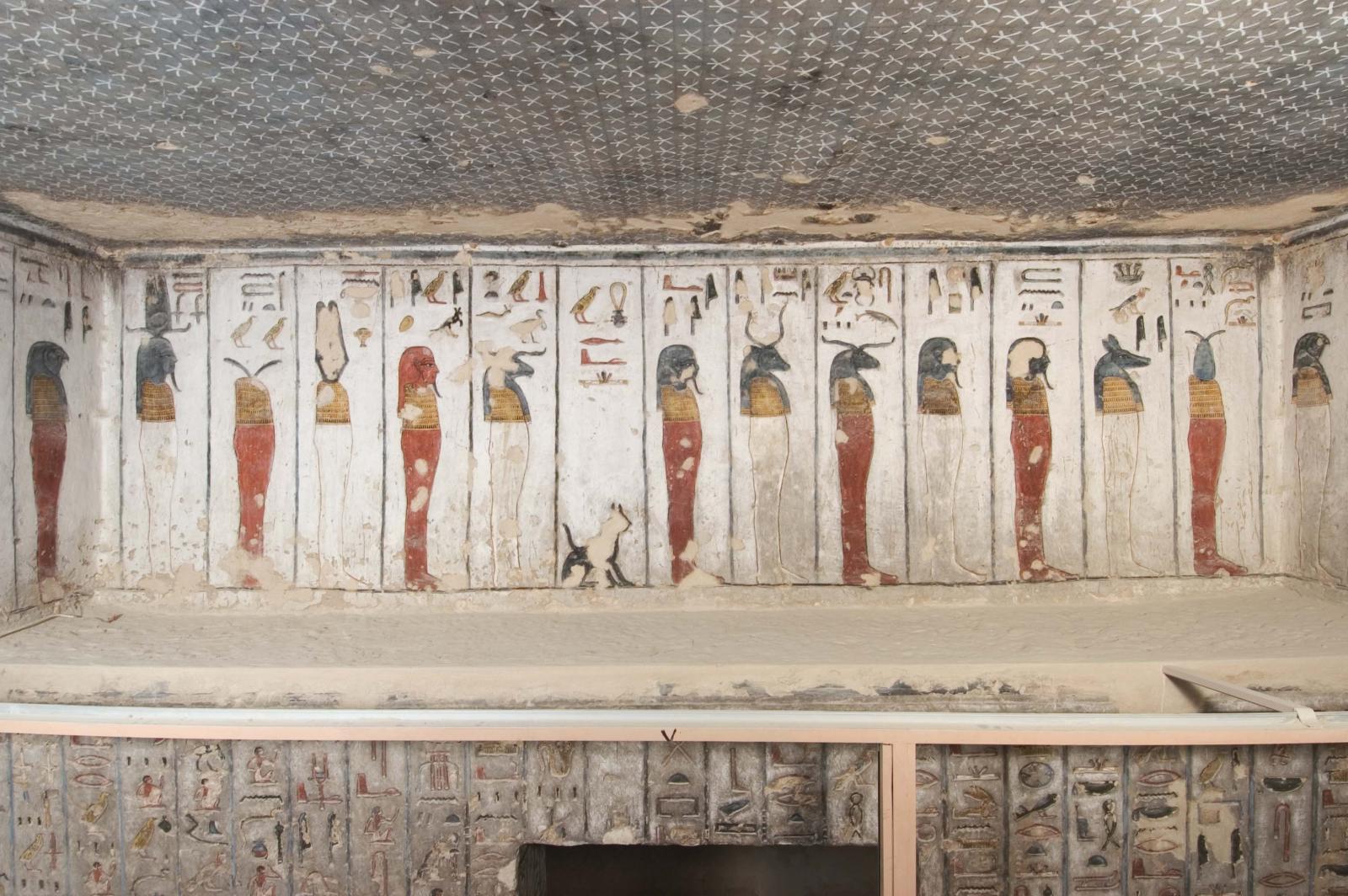 KV 11: Corridor C: recess, rear wall