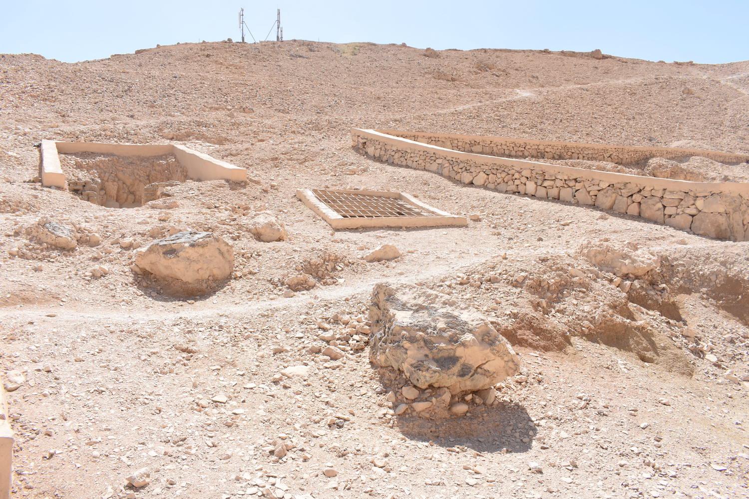 ARCE/VOQ.00492.jpg