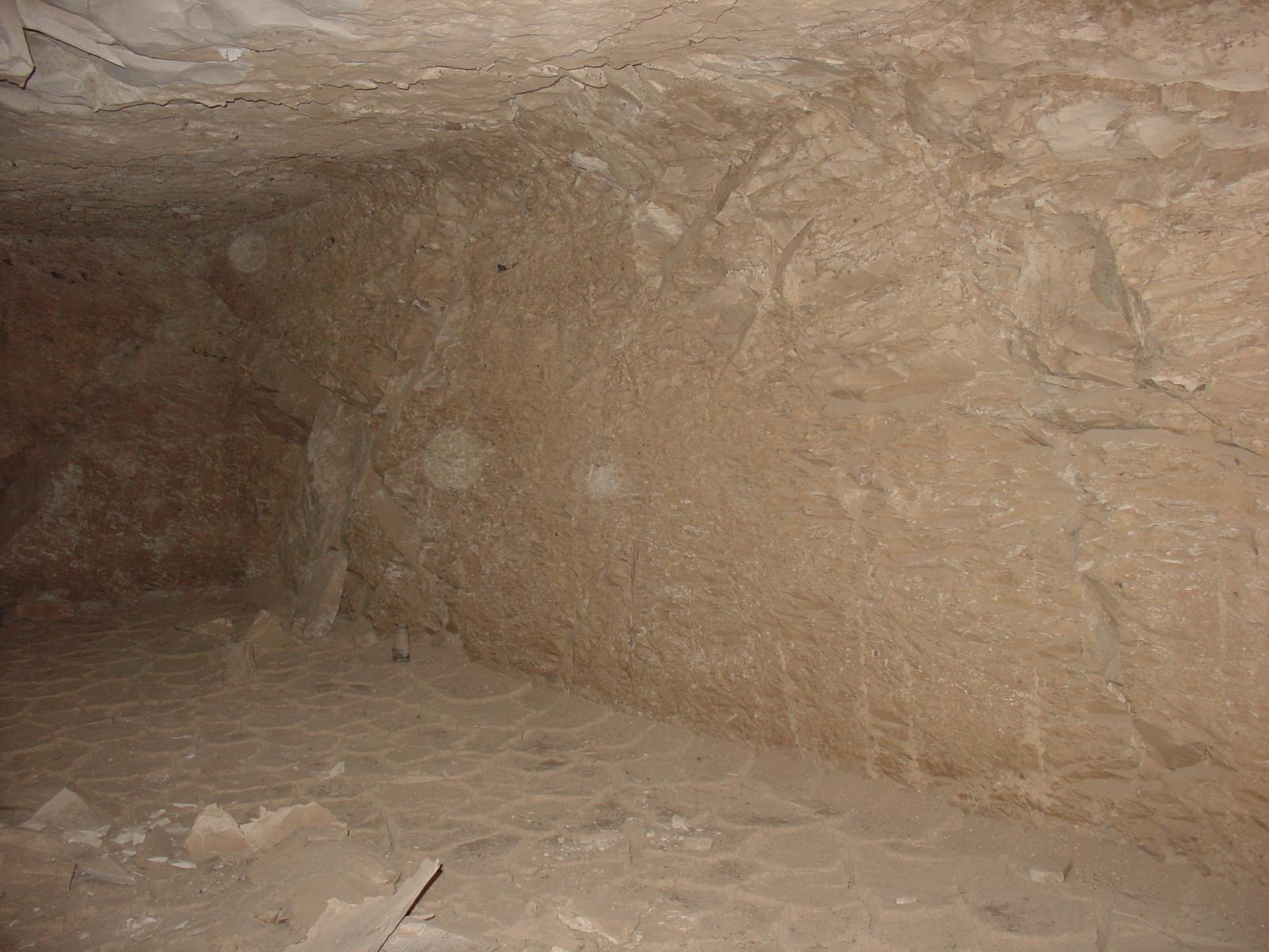 GCI/VOQ.00305.jpg