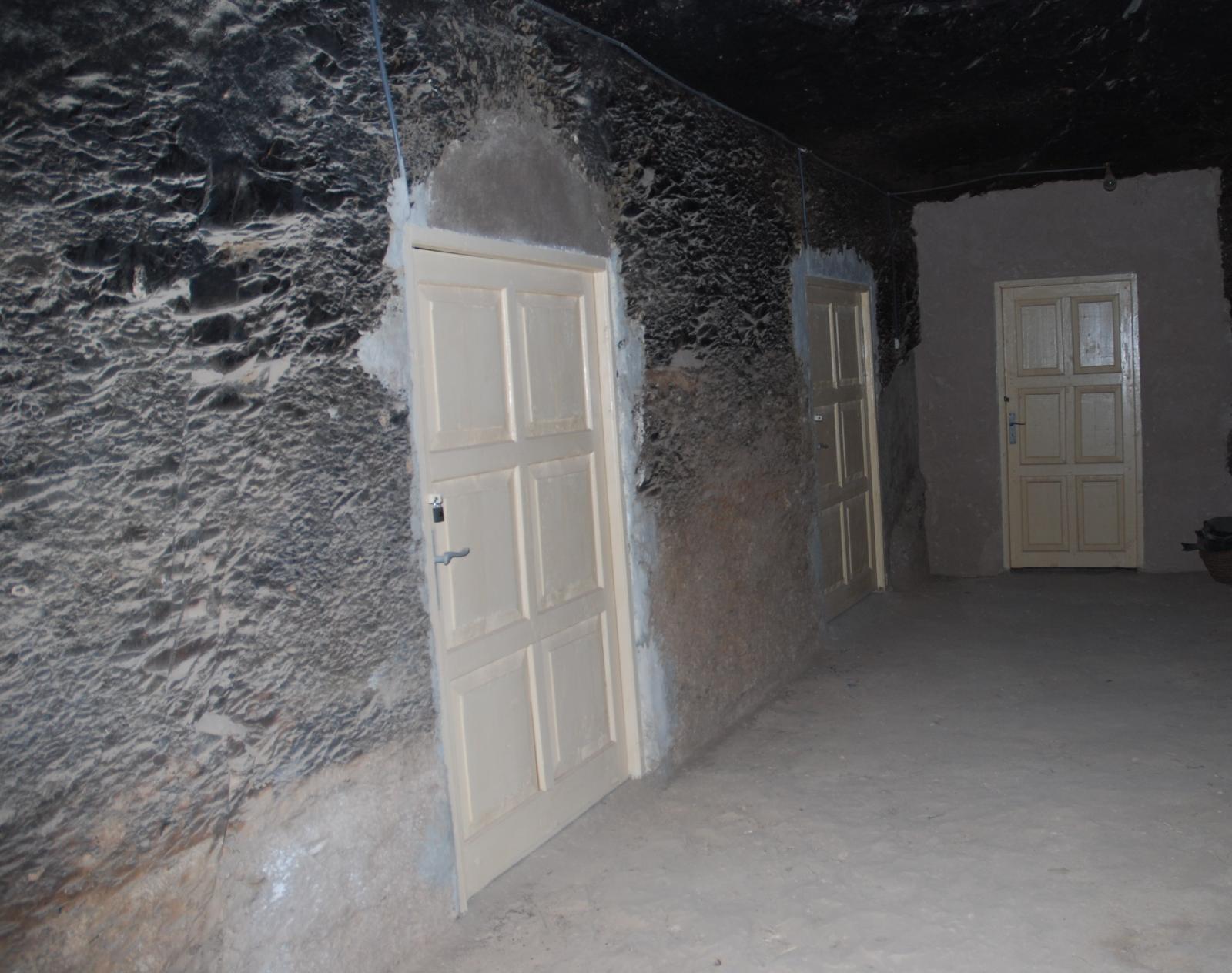 GCI/VOQ.01196.jpg