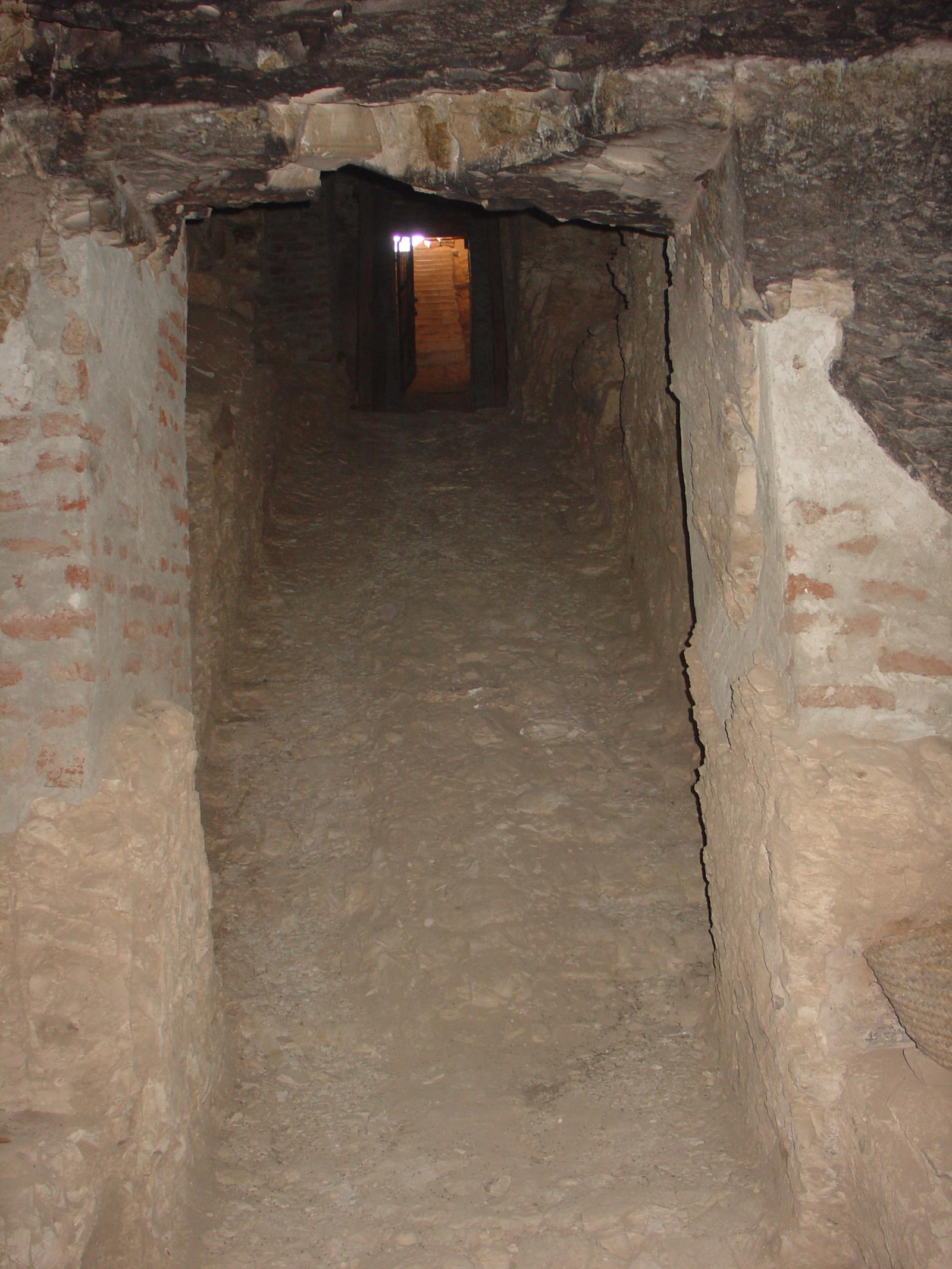 GCI/VOQ.01700.jpg