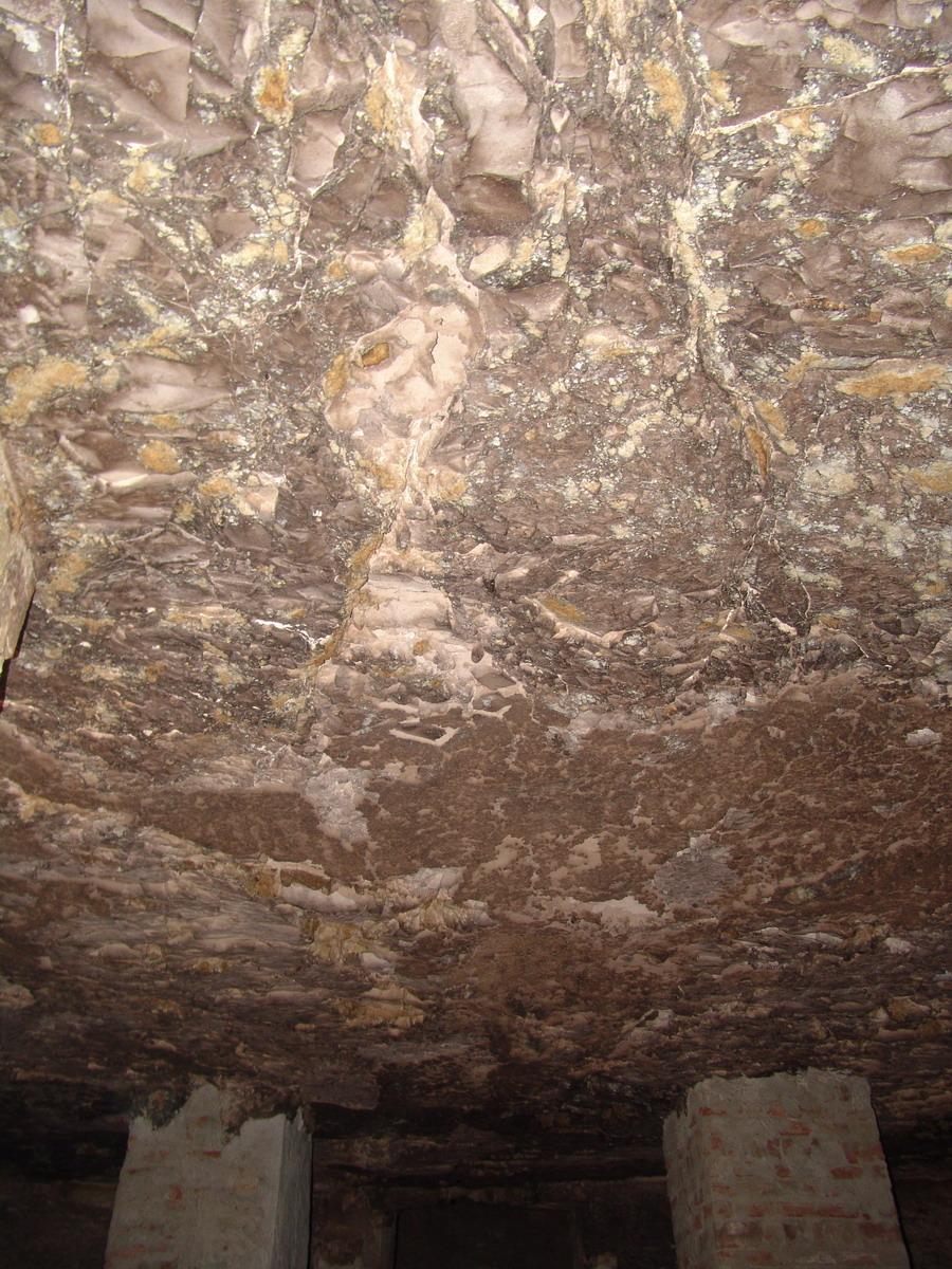 GCI/VOQ.01802.jpg