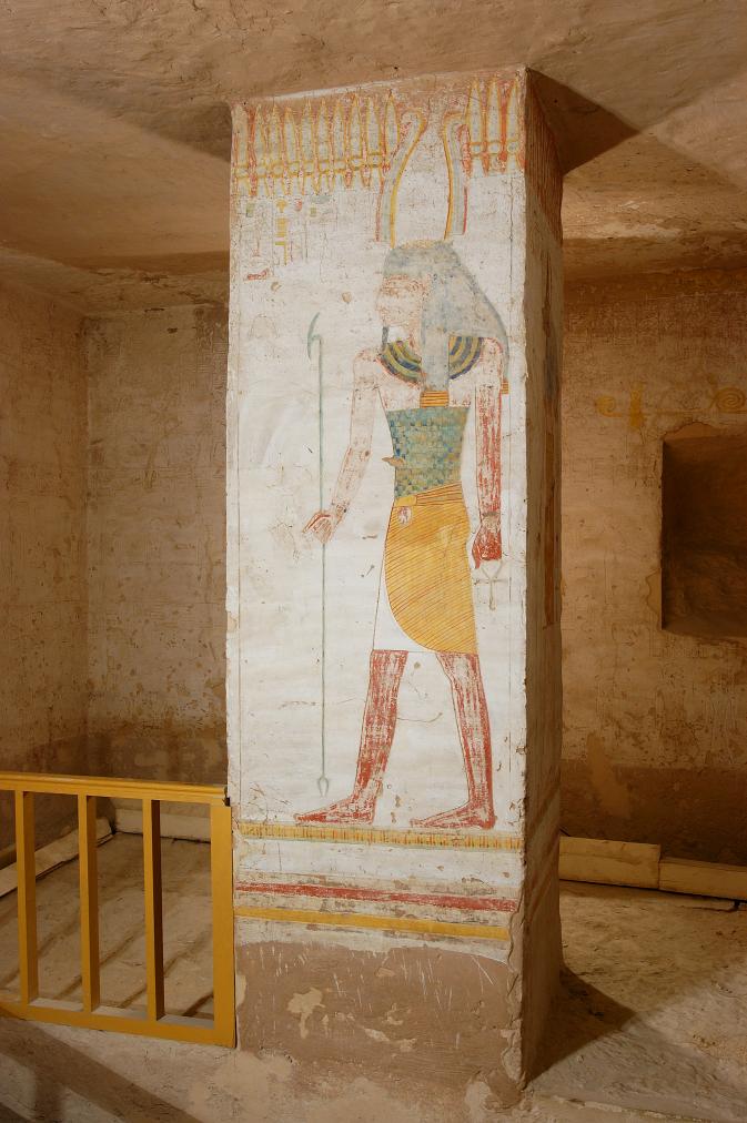 Pillar 1, right face.