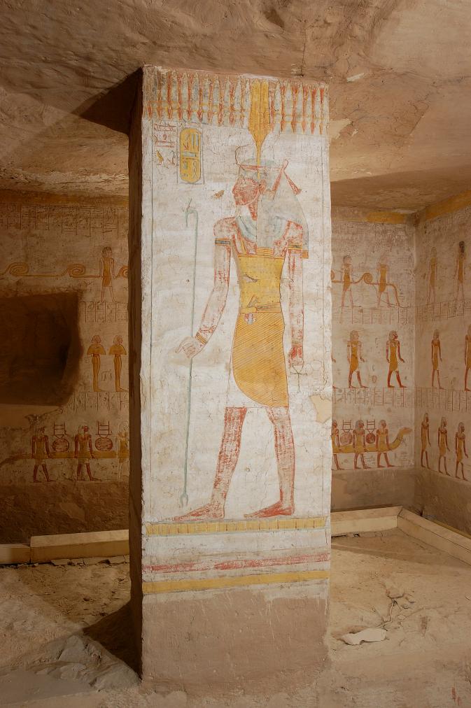 Pillar 2, right face.