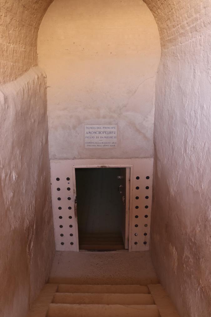 ARCE/VOQ.01742.jpg