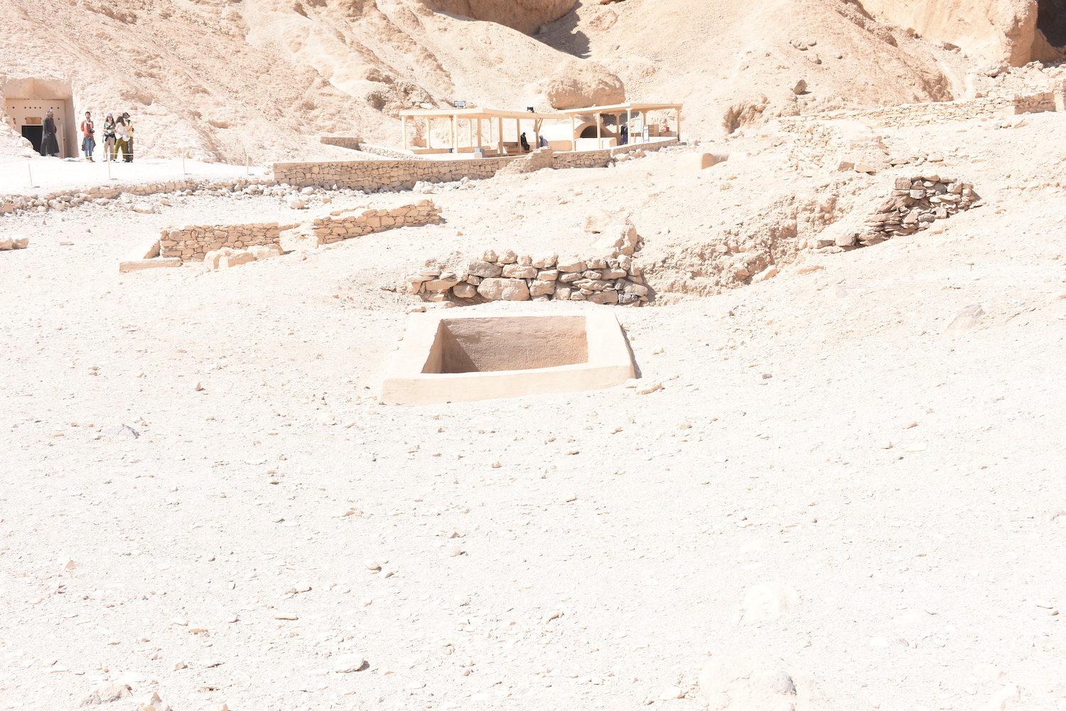ARCE/VOQ.00208.jpg