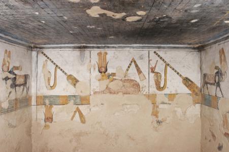 KV 11: Side Chamber  Cc: rear wall